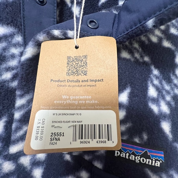 Patagonia Men's Navy Geometric Fleece - Picture 4 of 6